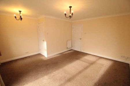 Dartmouth Mews - Leagrave - Bedroom House, LU4 - Photo 2