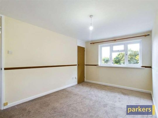 Shackleton Way, Woodley, Reading, Berkshire, RG5 - Photo 1