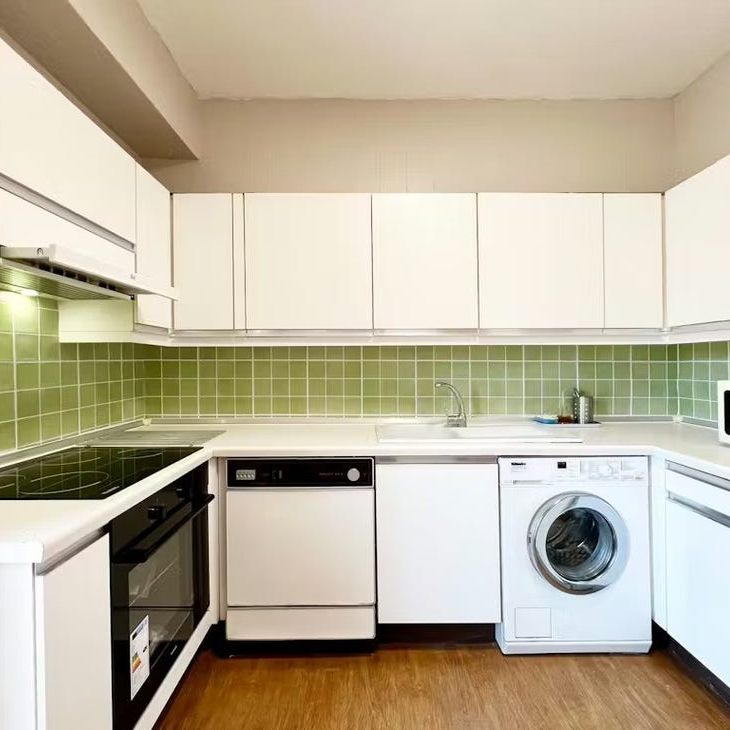 Calle Pedro Heredia, Madrid, Community of Madrid 28028 - Photo 1