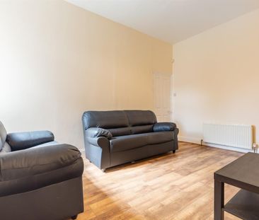 2 bed flat to rent in Simonside Terrace, Heaton, NE6 - Photo 1