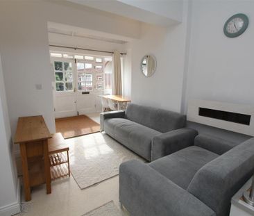 2 bedroom house to rent - Photo 2