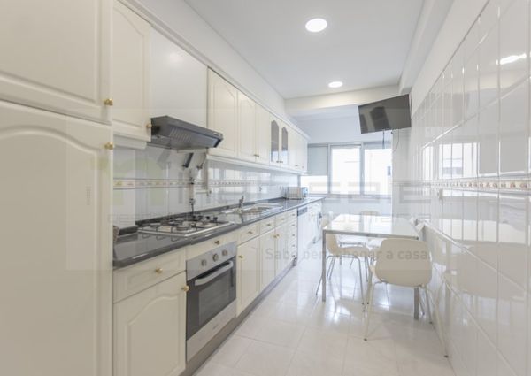 Apartamento T3 em Lisboa