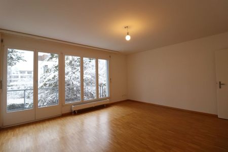 Nähe Gartenbad Eglisee und Lange Erlen - gemütliche 4-Zimmerwohnung im 1.OG - Foto 2