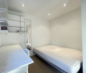 Marlins Turn - Photo 5