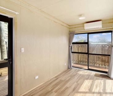 2 BEDROOMS - WAITARERE BEACH - Photo 1