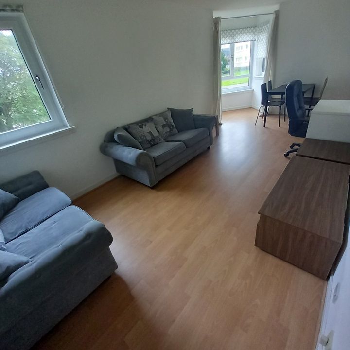 1 Bed Flat, Burnhill Quadrant, G73 - Photo 1