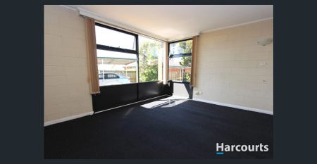 Central Living in Devonport - Photo 4