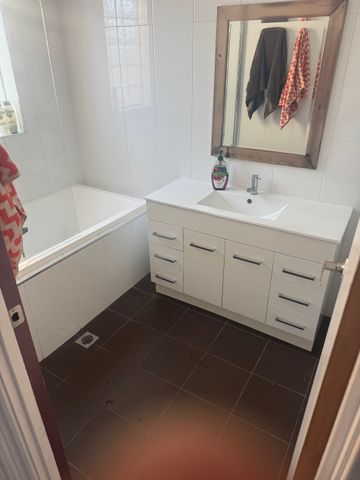 Queanbeyan West - Photo 4