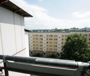WOHNRAUM muss NICHT teuer SEIN - - - Küche mit Fenster - - - 2 Zimm... - Foto 1