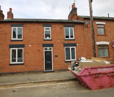 Victoria Street Room 4, Desborough, Kettering, Northamptonshire, NN14 - Photo 3