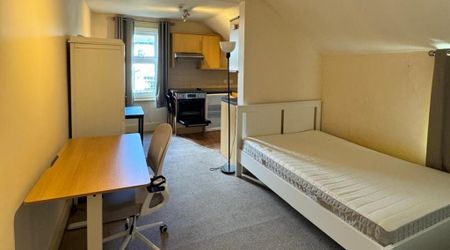 Studio to rent - Photo 4