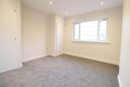 Edgware Court, Edgware, HA8 - Photo 3
