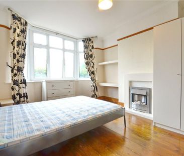 4 bedroom semi-detached house to rent - Photo 4