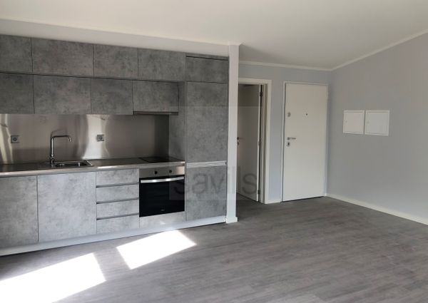 Apartamento T1 novo para arrendar na Rua Montebelo na Foz Velha - Porto