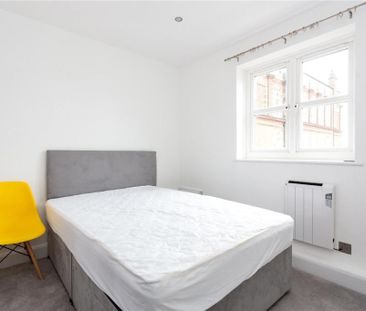 Room in a Shared Flat, Shoreditch, E2 - Photo 4