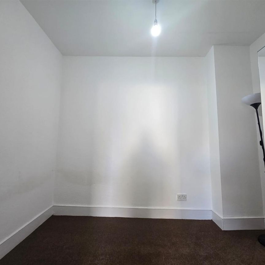 Chatsworth Road, London E5 - Photo 1