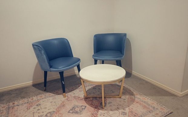 Beautiful Room with Private Bathroom and Living Area - Photo 1