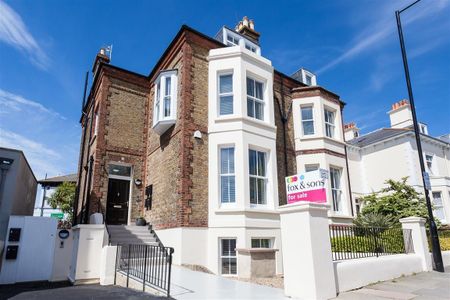 Lismore Road - Photo 2