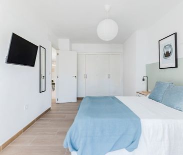 Carrer de Miguel Servet, Valencia, Valencian Community 46015 - Photo 3