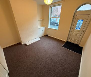 2 bedroom terraced house to rent - Photo 2