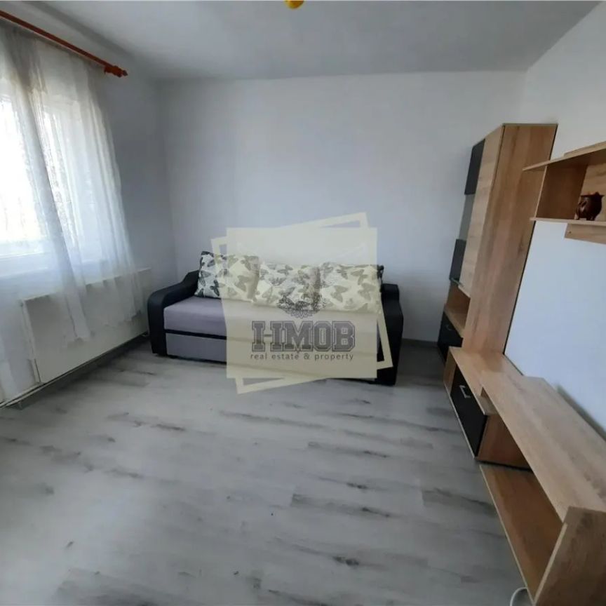 Apartament cu 2 camere decomandate si balcon pe Bulevardul Mihai Viteazu de inchiriat - Photo 1