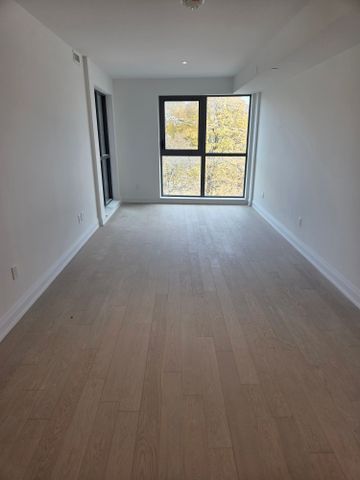 For Lease - 505 Glencairn Avenue Unit# 313, Toronto, Ontario - Photo 2