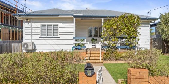 Beautiful Family Home Close to Everything You Could Ever Need - Photo 3