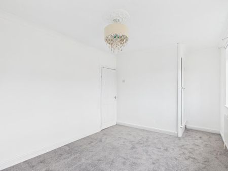 2 bedroom semi-detached house to rent - Photo 2