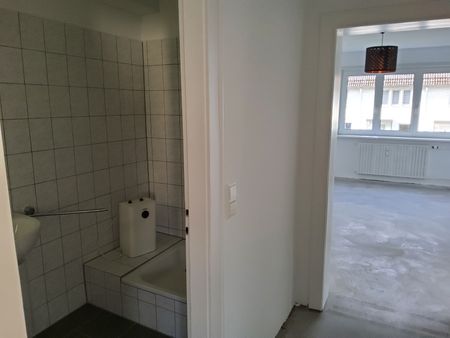 Niedliche 3-Zimmer-Wohnung mit Dusche // 1.OG Wohnung 2 - Photo 3