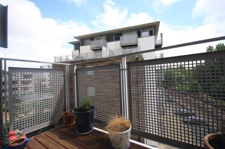 2 Bed Flat, Colorado Building, SE13 - Photo 5