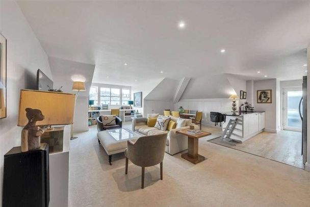 Ormonde Court, Belsize Grove, London, NW3 - Photo 1