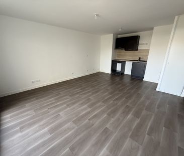 Location T3 avec terrasse, parking et cave - Poitiers - Photo 4