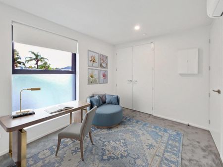 2 bedroom townhouse in Blockhouse Bay - Photo 3