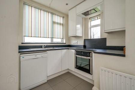 14 Lancedean Road, Belfast, BT6 9QP - Photo 4