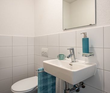 "Den Feierabend auf dem gedeckten Sitzplatz geniessen" - Foto 1