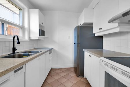 For Lease - 22 Brightside Drive, Toronto, Ontario - Photo 4