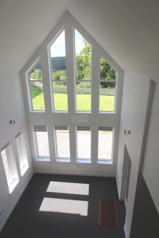 4 bedroom detached house to rent - Photo 3