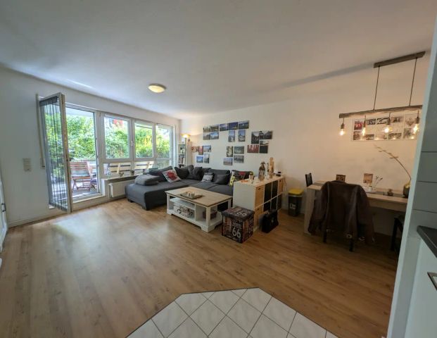 2,5-Zimmer-Wohnung in Reutlingen zentral und ruhig direkt an der Echaz gelegen - Foto 1