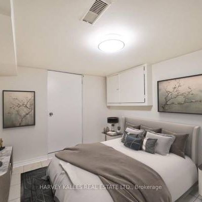 Very spacious affordable unit high ceilings + den! - Photo 3