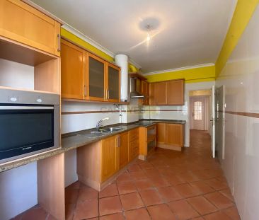 Apartment T3 in Santa Iria de Azoia, São João da Talha e Bobadela, ... - Foto 4
