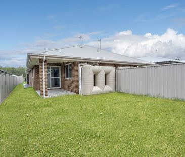 Modern and Comfortable - Photo 6