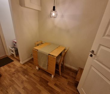 Rödklövervägen, Hässelby - Photo 2