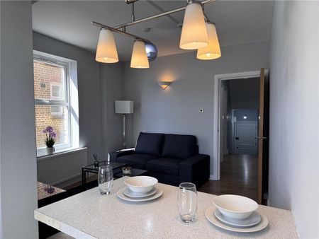 2 bedroom apartment to rent - Photo 2