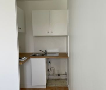 A louer appartement de 2 pièces situé à Saint Sylvain. - Photo 4