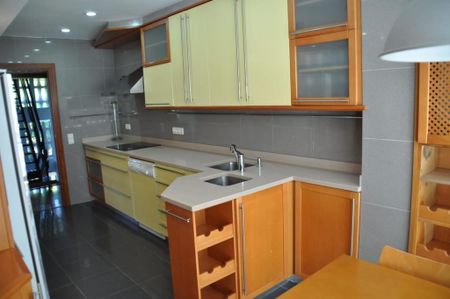 Luxury Flat for rent in Gavà, Spain - Photo 2