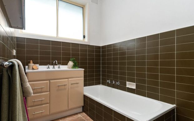 Quiet Court Living in a Prime Frankston South Locale - Photo 1