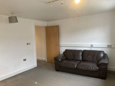 One Bedroom City Centre Apartment - Photo 5