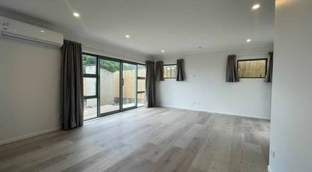 Birkenhead, 3 bedrooms - Photo 3