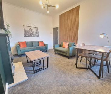 1 bedroom in a house share to rent - Photo 2