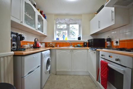 1 bedroom flat to rent - Photo 3